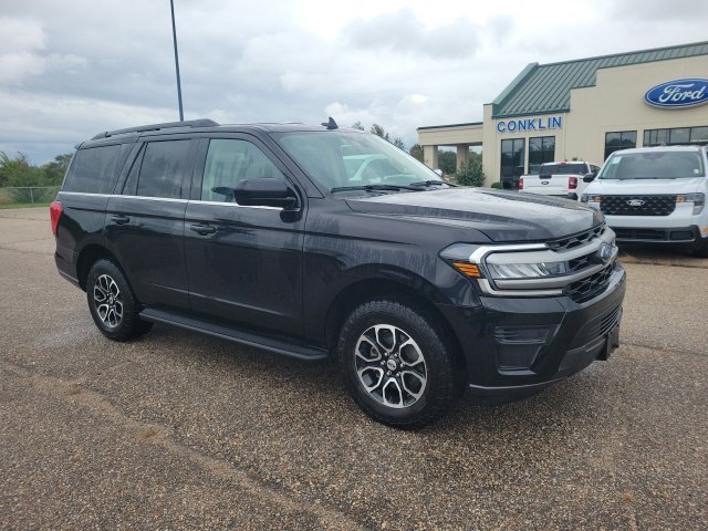 Used 2024 Black Metallic Ford XLT image 21