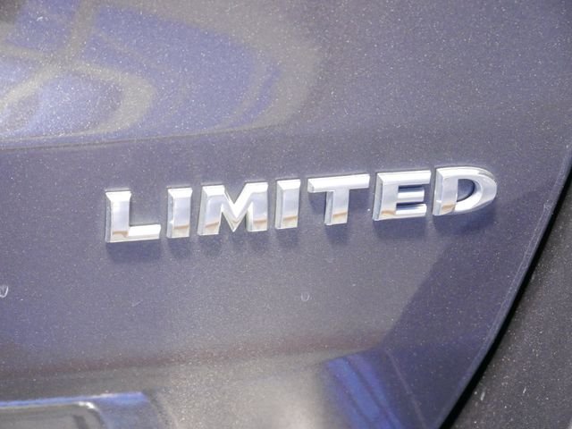 Certified Used 2021 Gray Jeep Limited image 10