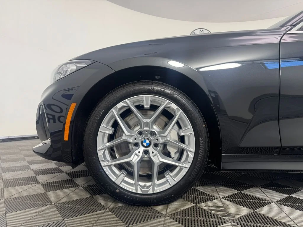 New 2026 Black Sapphire Metallic BMW 330i xDrive image 10