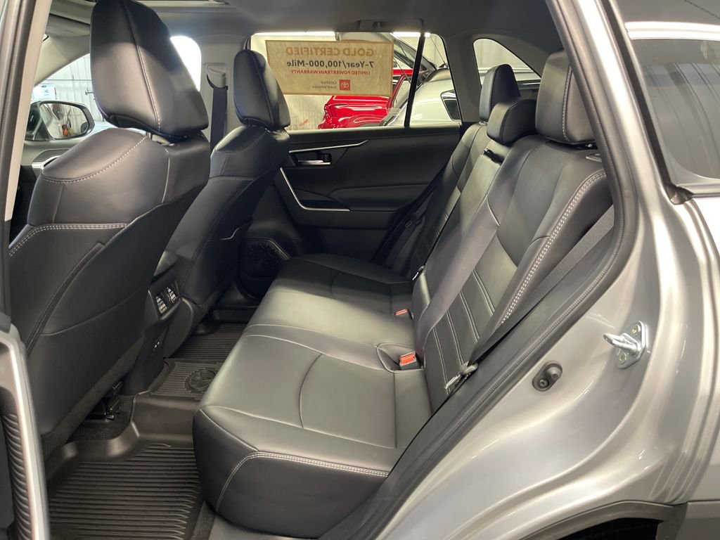 Used 2024 Silver Toyota XLE Premium image 25