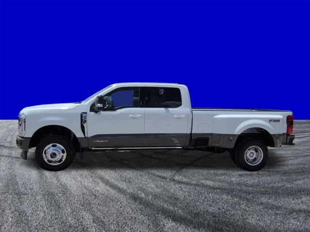 New 2026 Star White Metallic Tri-Coat Ford F-350® King Ranch® image 7