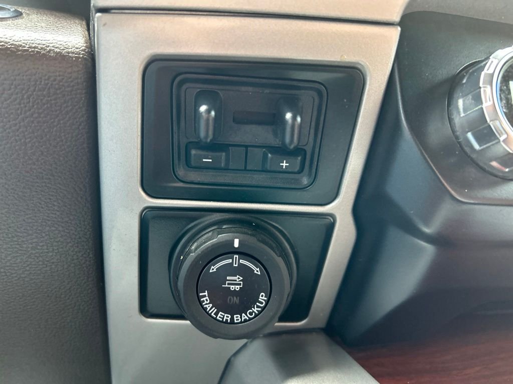 Used 2022 Oxford White Ford King Ranch image 28