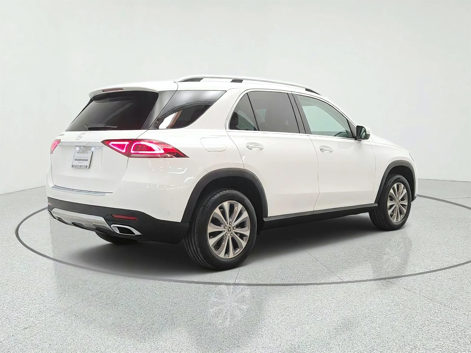 Certified Used 2023 Polar White Mercedes-Benz GLE 350 SUV image 5