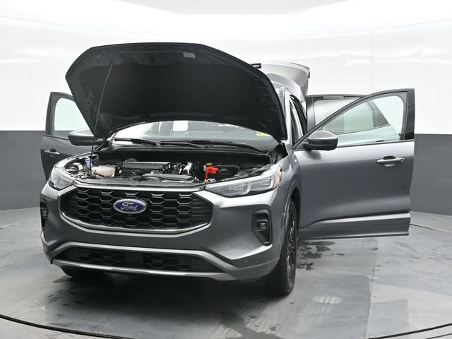 Used 2024 Gray Ford ST-Line Elite image 30