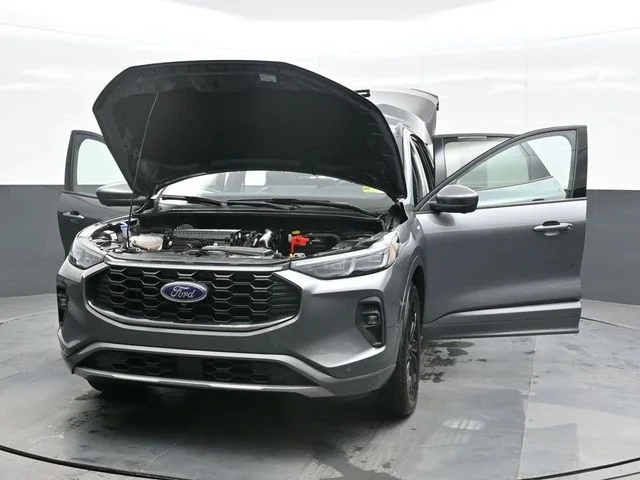 Used 2024 Gray Ford ST-Line Elite image 30