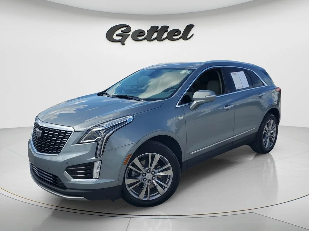 Used 2023 ARGENT SILVER METALLIC Cadillac FWD Premium Luxury image 1