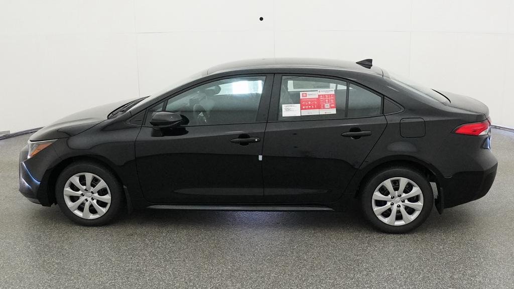 New 2026 Midnight Black Metallic Toyota LE image 3