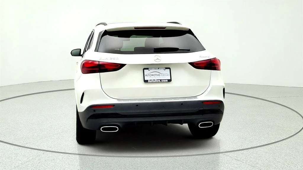 Used 2025 Polar White Mercedes-Benz GLA 250 4MATIC SUV w/ AMG® Night Pkg & Burmester Audio image 6