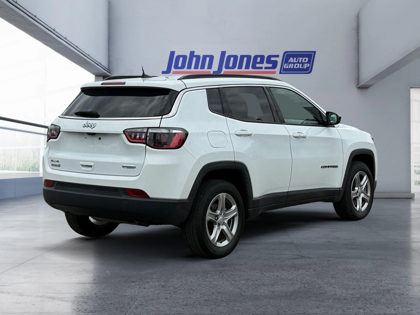Used 2024 WHITE JEEP LATITUDE 4X4 image 5