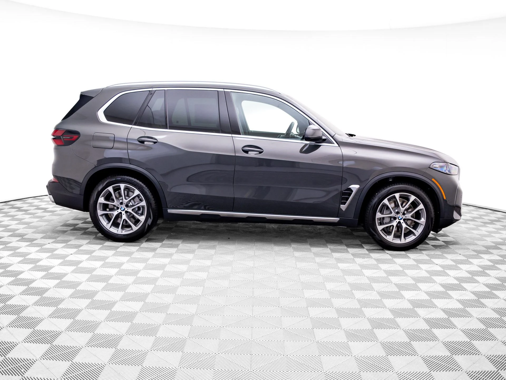 New 2026 Gray BMW xDrive50e image 8