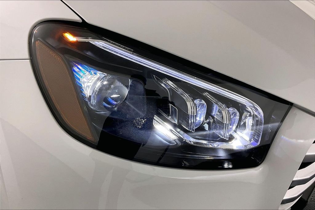Certified Used 2025 White Mercedes-Benz GLS 450 image 24