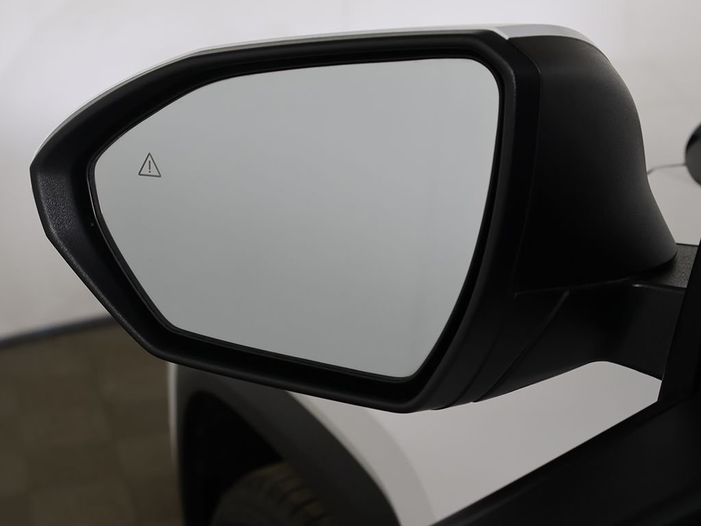 Used 2023 White Hyundai Limited image 39
