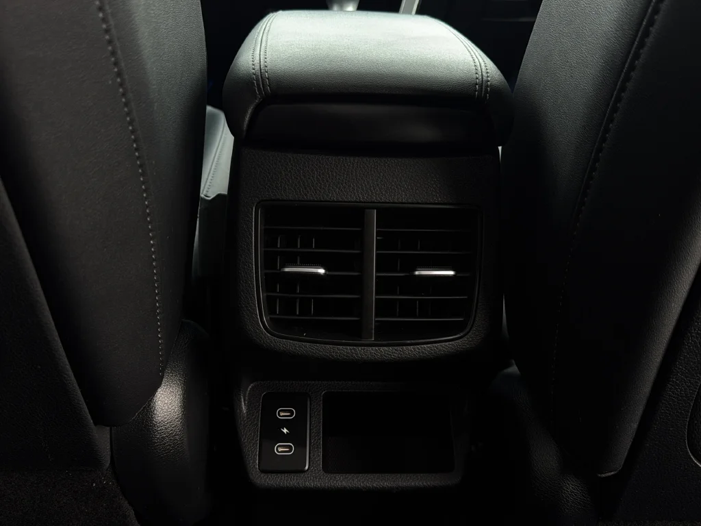 Used 2024 Pluton Blue Kia SX image 21