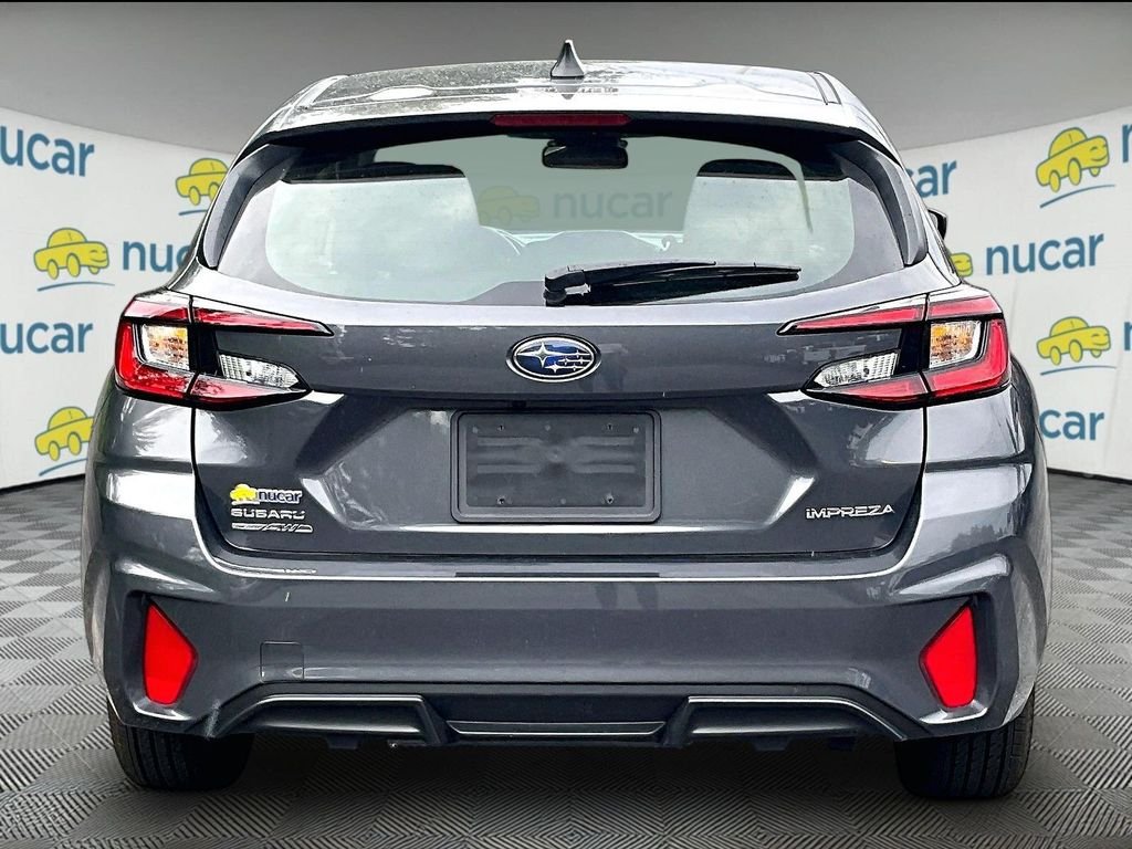 Used 2025 Magnetite Gray Metallic Subaru Base image 5