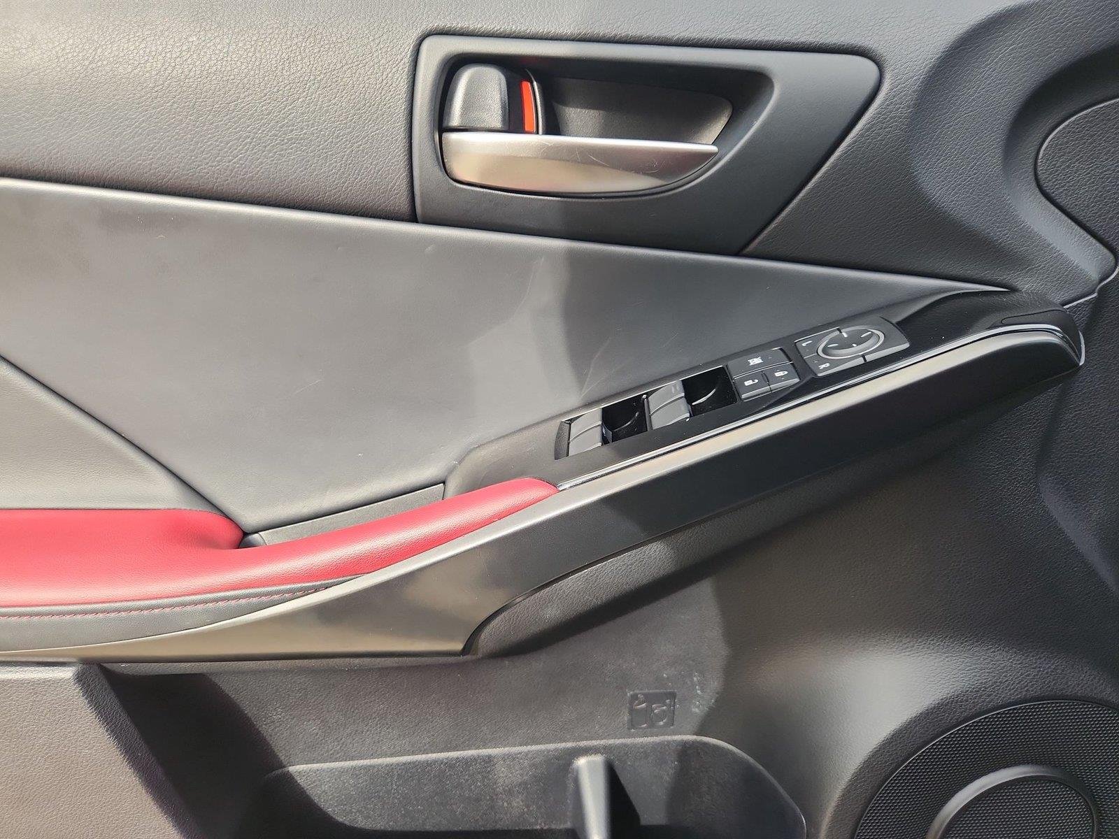 2025 Lexus IS 350 F SPORT DESIGN - Photo 22