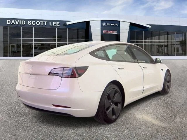 Used 2023 White Tesla 4DR RWD image 3