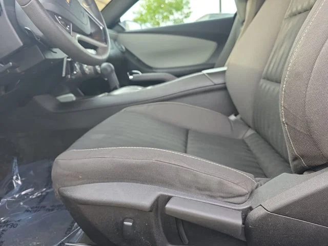 Used 2015 Blue Chevrolet 2LS image 26
