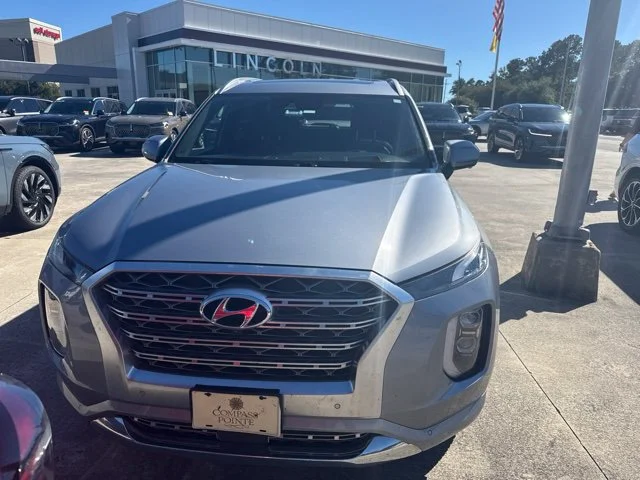 Used 2020 Silver Hyundai Limited image 5