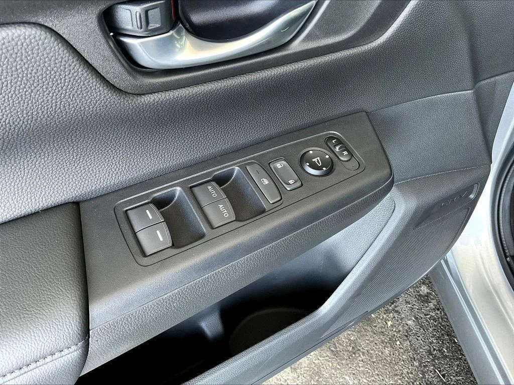 New 2026 Solar Silver Metallic Honda AWD EX image 18