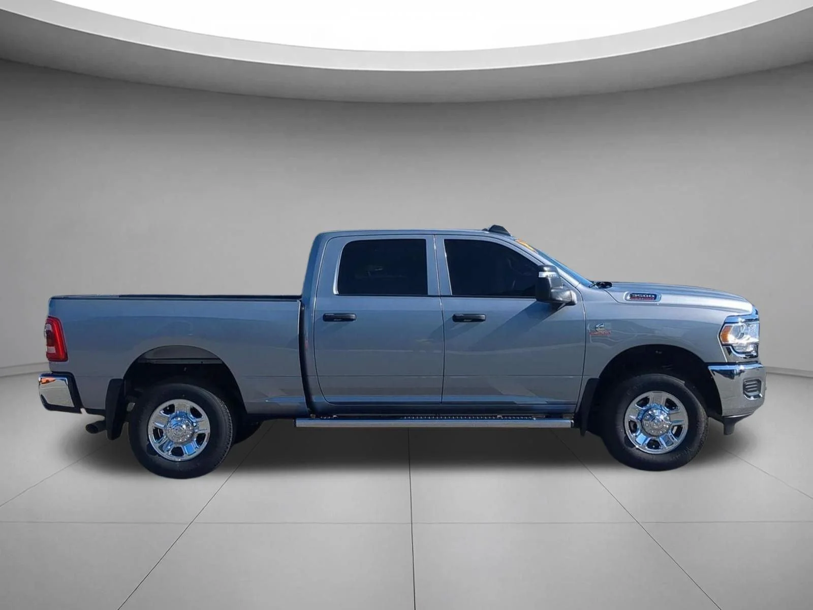 Used 2024 Billet Silver Metallic Clearcoat Ram Tradesman image 6