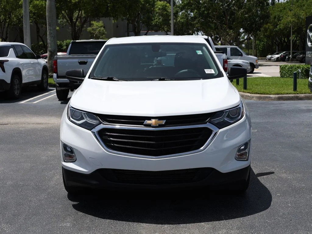 Used 2019 White Chevrolet LS image 3