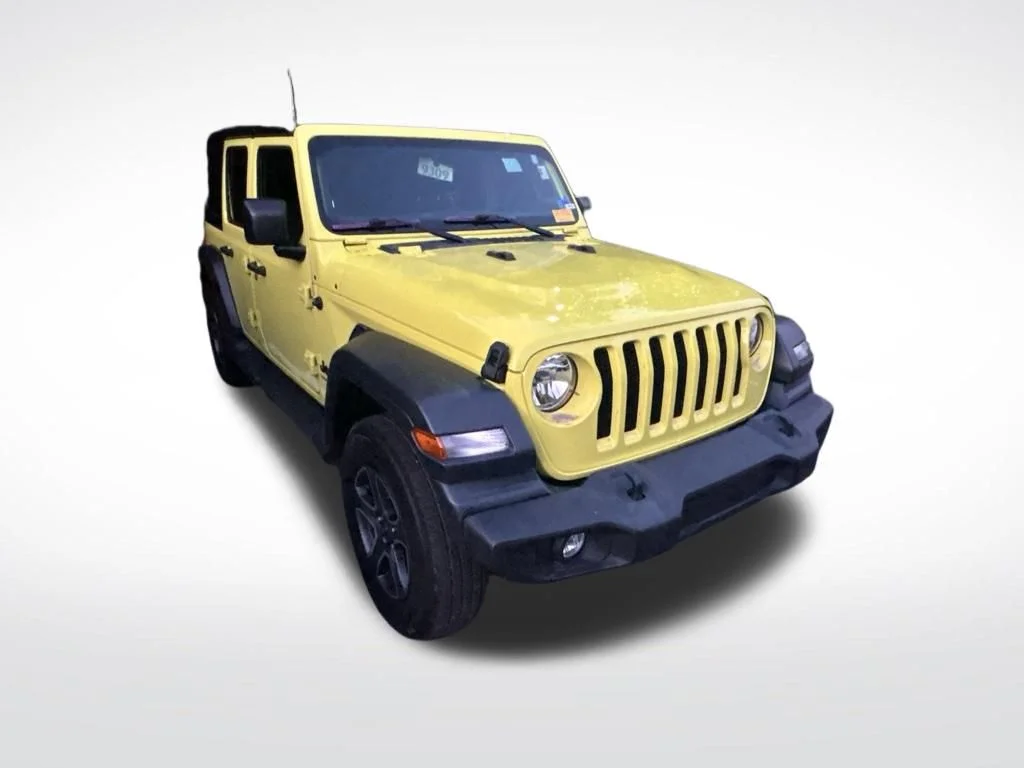 Used 2023 Yellow Jeep Sport S image 4