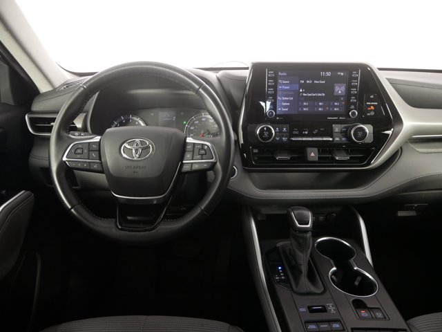 Used 2020 Midnight Black Metallic Toyota LE image 23