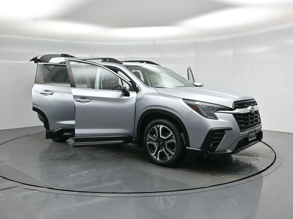 Certified Used 2023 Silver Subaru Limited image 34