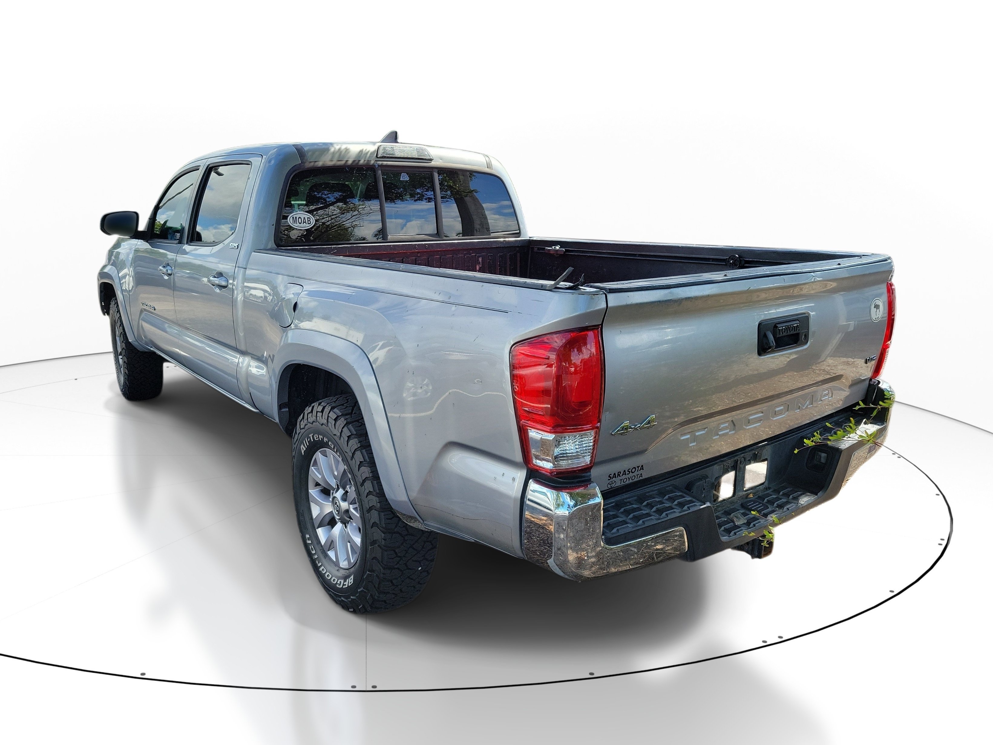 Used 2017 Silver Sky Metallic Toyota SR5 image 3