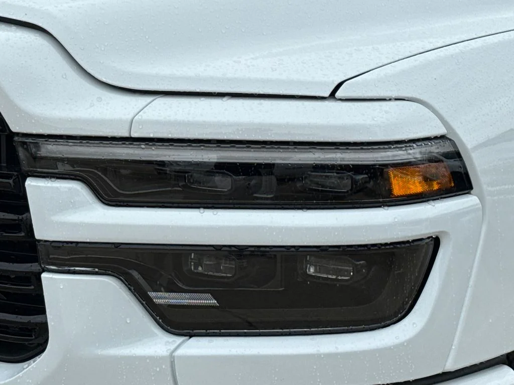 New 2026 Bright White Clear-Coat Exterior Paint RAM Laramie image 4