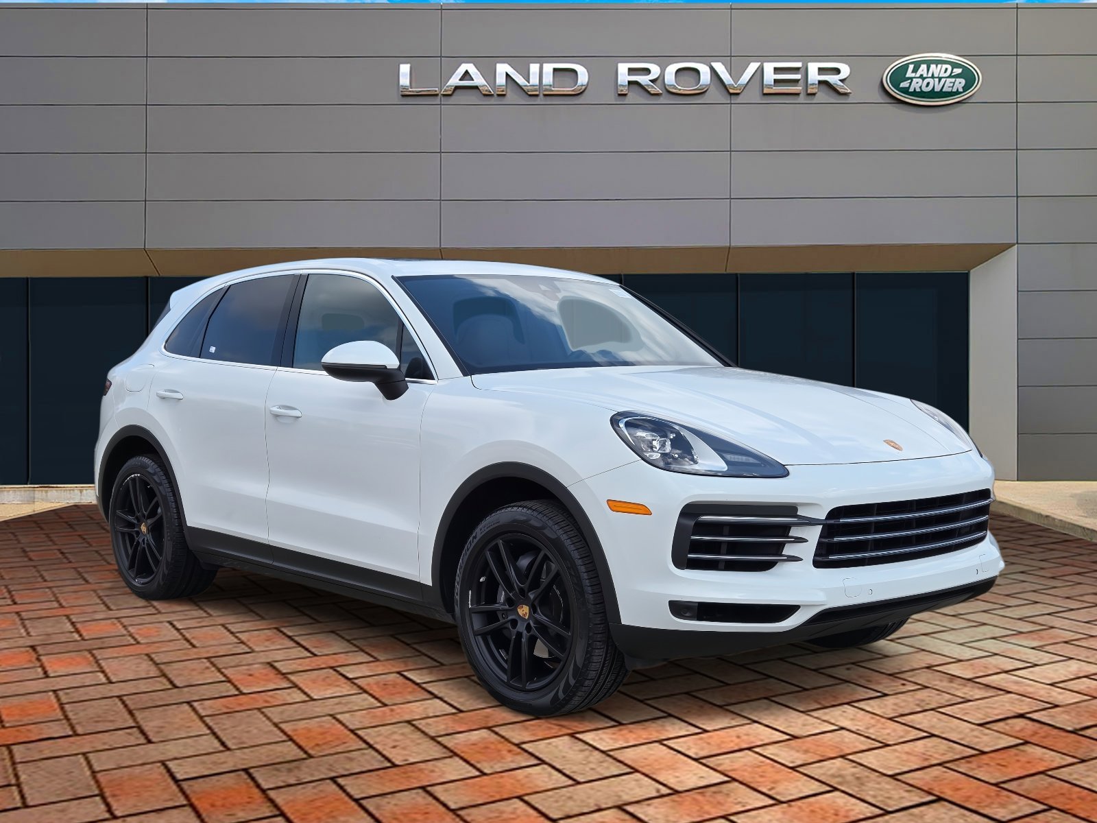 Used 2020 White Porsche Base image 3