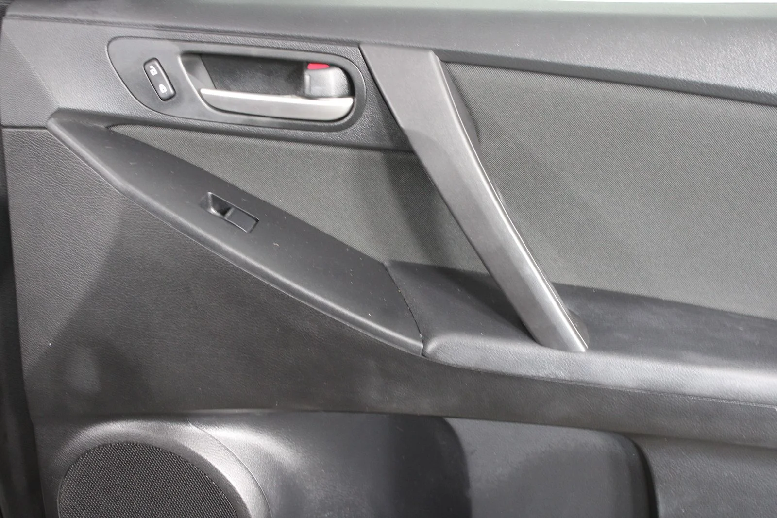 Used 2013 Black Mazda i Sport image 14