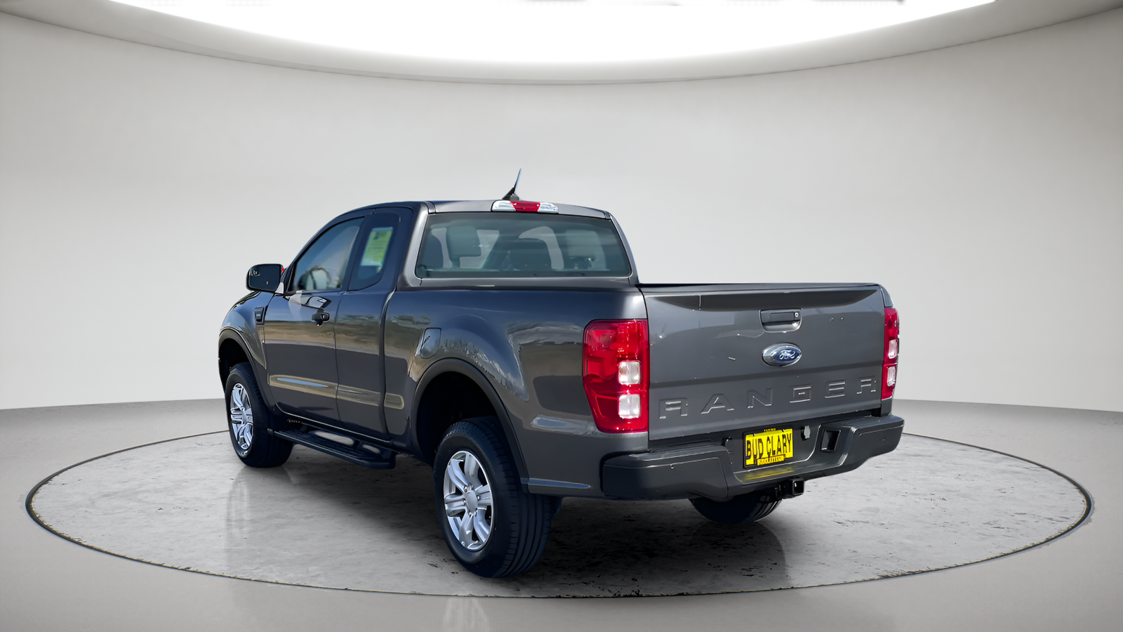 Used 2020 Magnetic Ford XL image 9