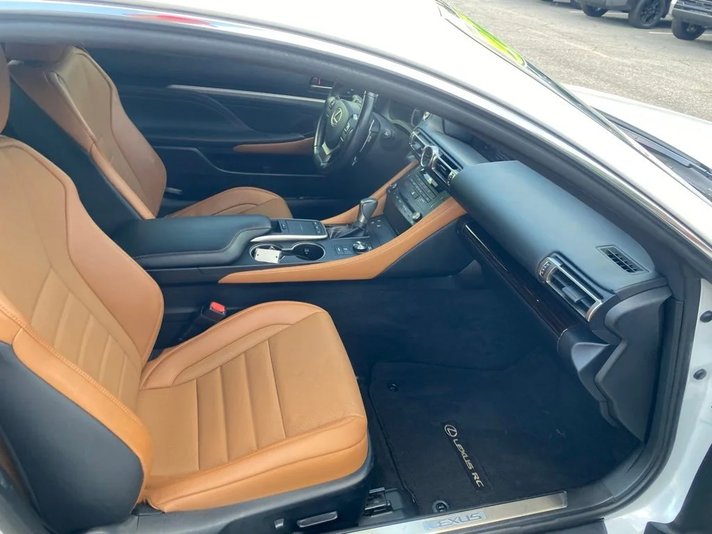 Used 2020 White Lexus 350 image 15