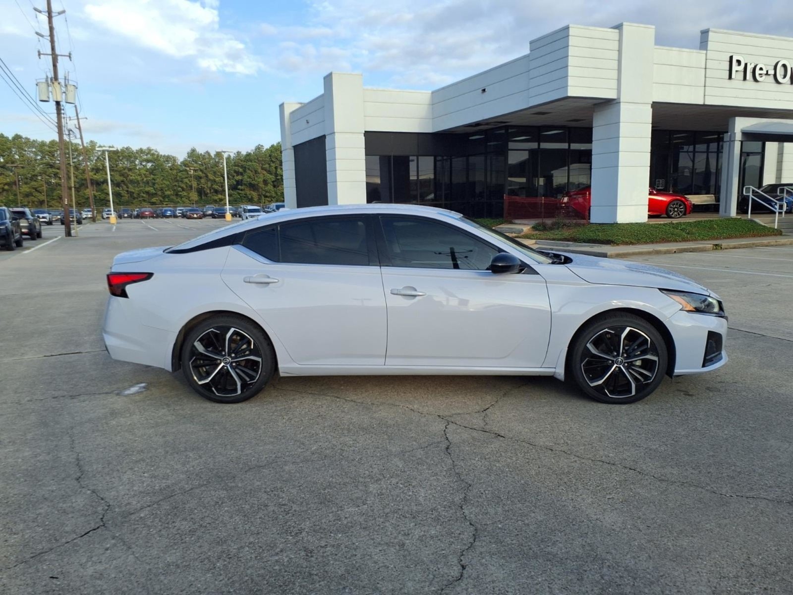 Used 2024 Gray Sky Pearl Nissan 2.5 SR image 9