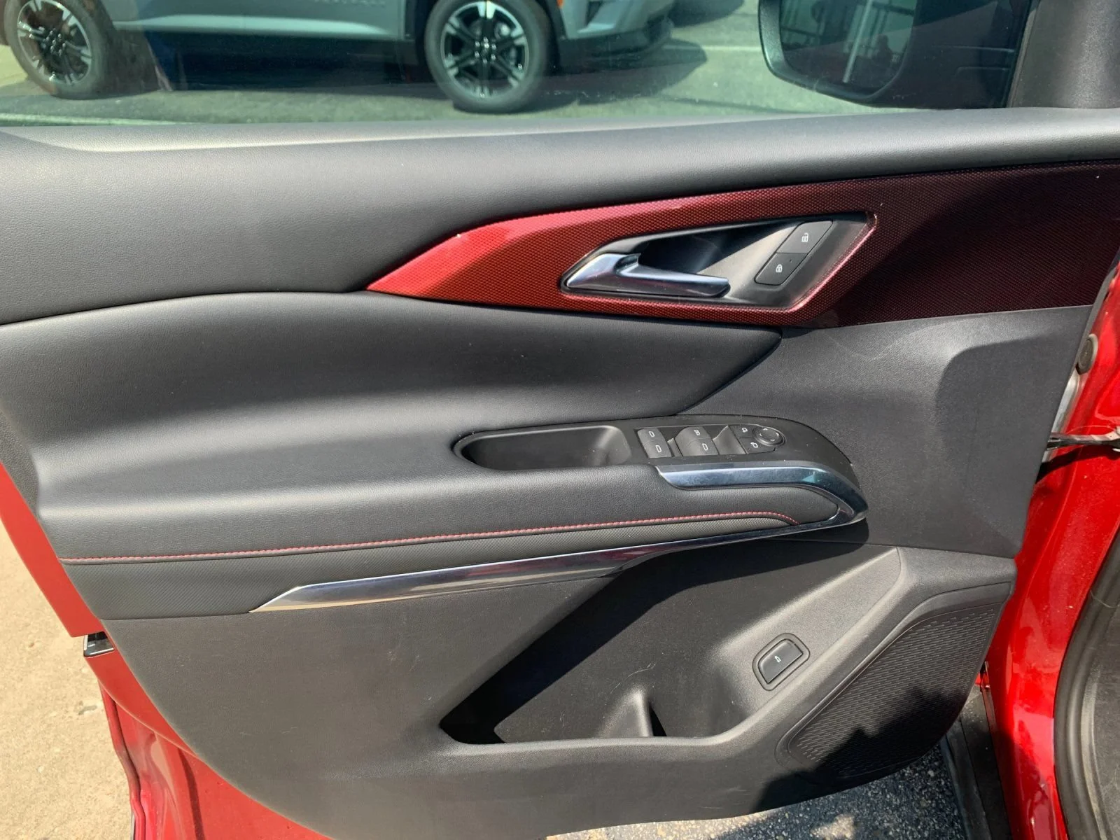 Used 2024 Radiant Red Tintcoat Chevrolet Z71 image 11