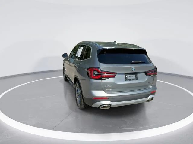 Used 2023 Gray BMW xDrive30i image 6