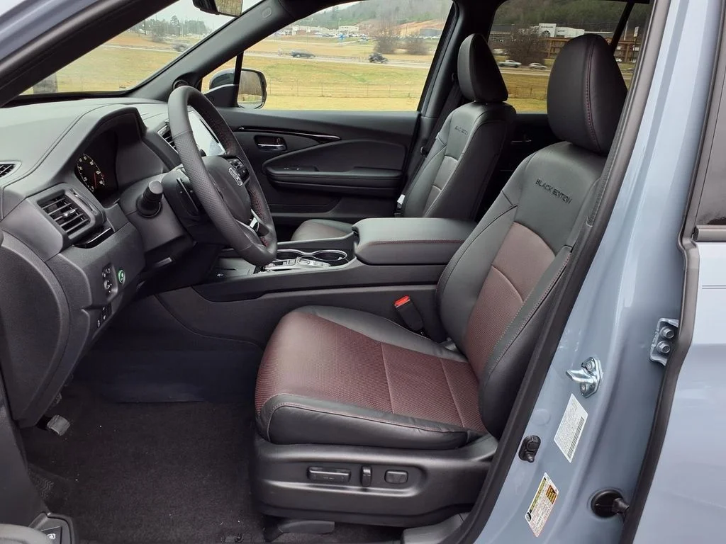 New 2026 Sonic Gray Pearl Honda Black Edition image 15