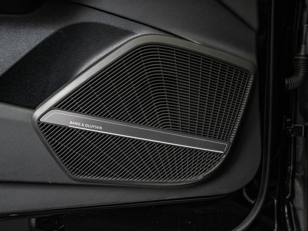 Used 2023 Mythos Black Metallic Audi 45 S line Premium image 18