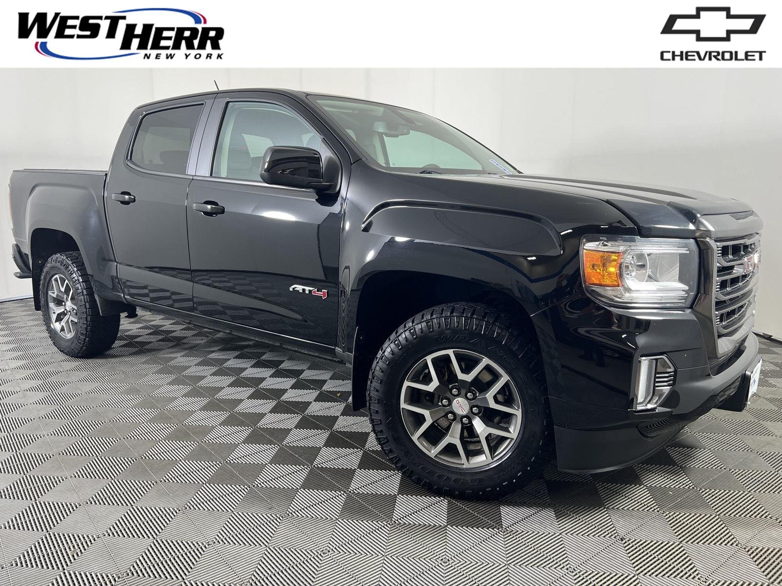 Used 2022 Onyx Black GMC 4WD AT4 w/Leather image 1