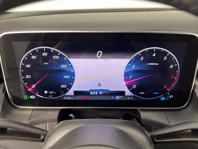Used 2023 Blue Mercedes-Benz GLC 300 image 21