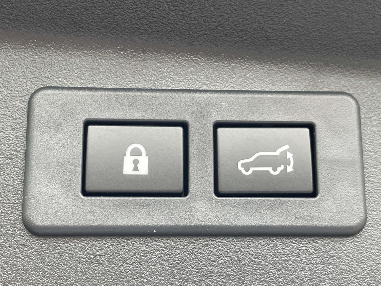 2026 Subaru Outback Limited - Photo 19