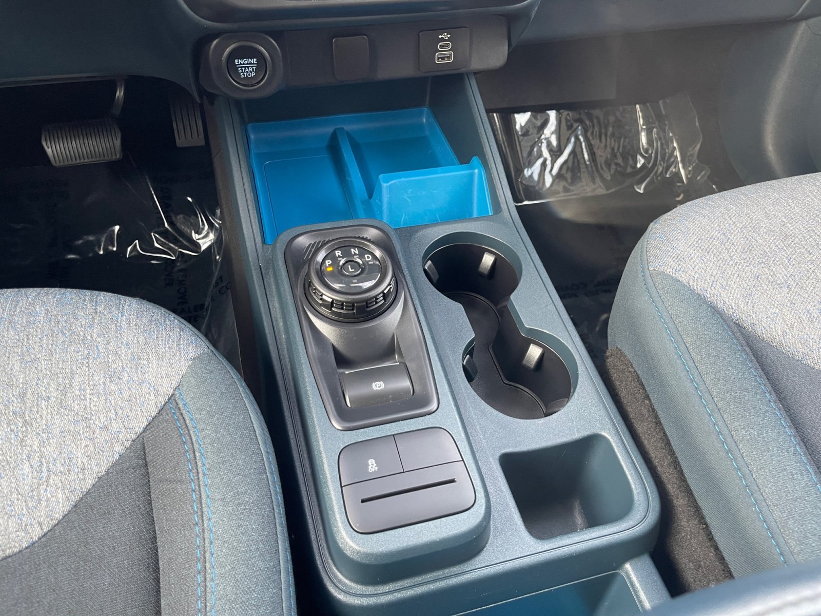 2025 Ford Maverick XLT - Photo 11