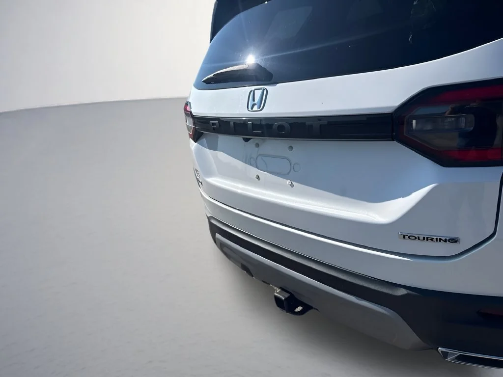 Used 2023  Honda Touring image 36