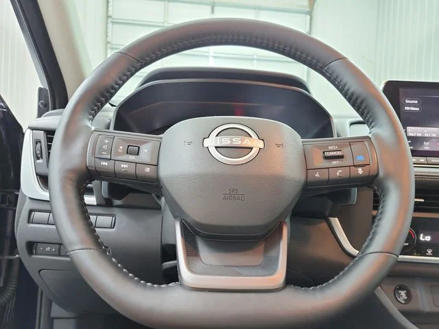Used 2025 Blue Nissan SV image 23