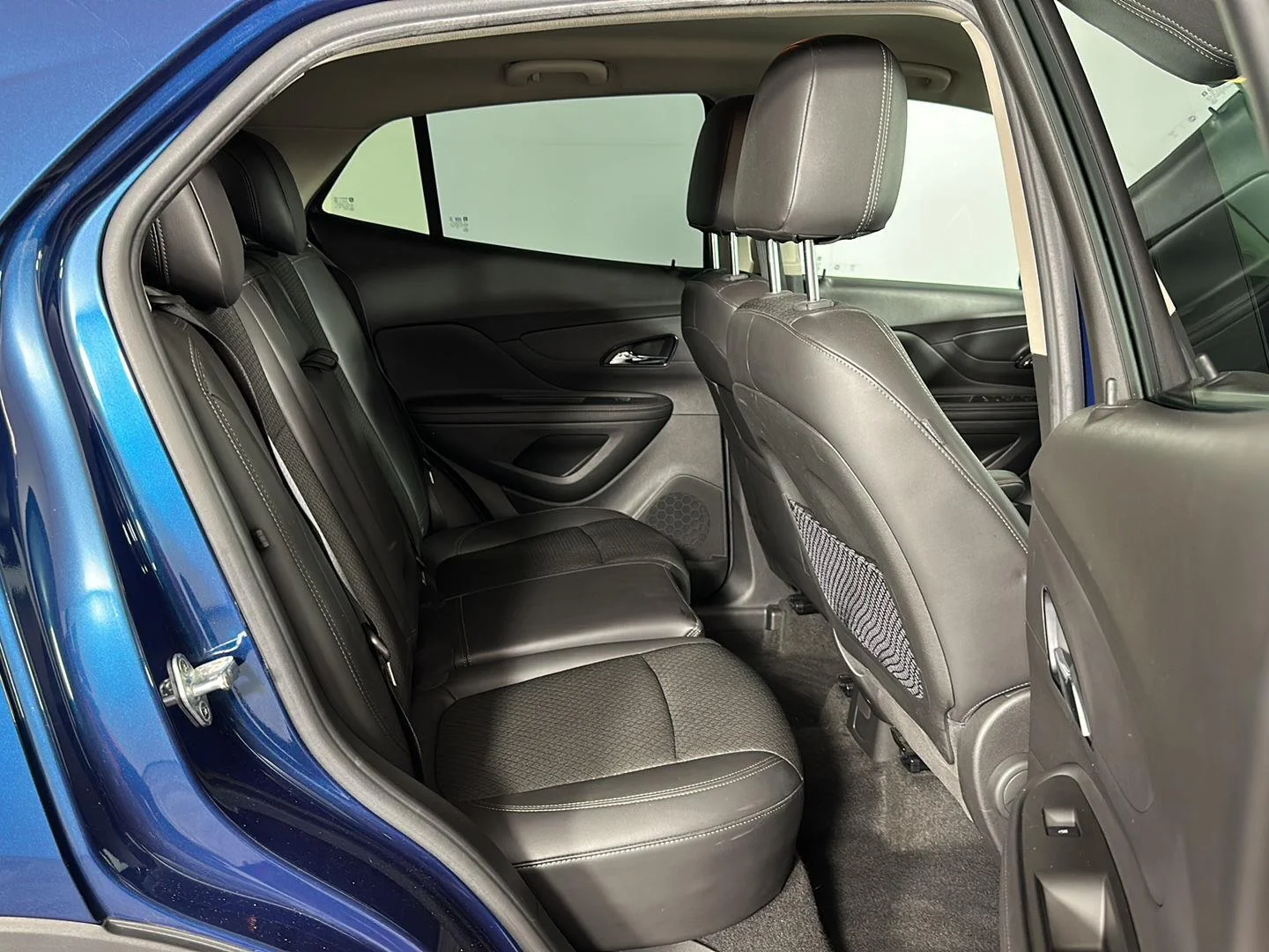 Used 2020 Deep Azure Metallic Buick Preferred image 26