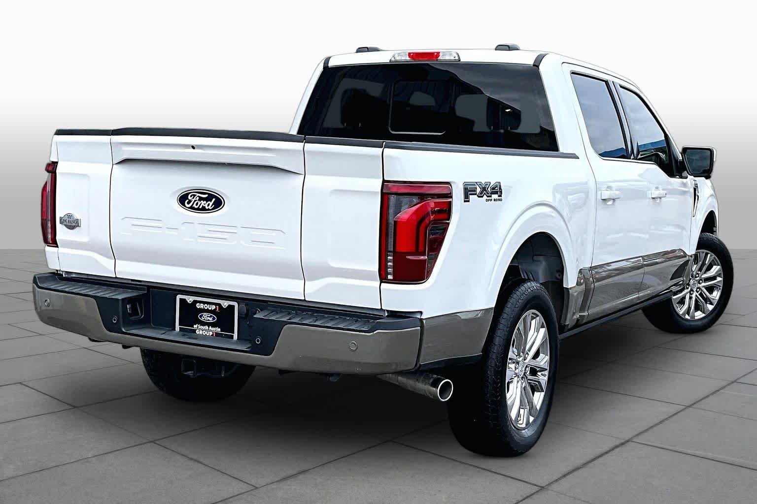Used 2025 Star White Metallic Tri-Coat/Marsh Gray Ford King Ranch image 13