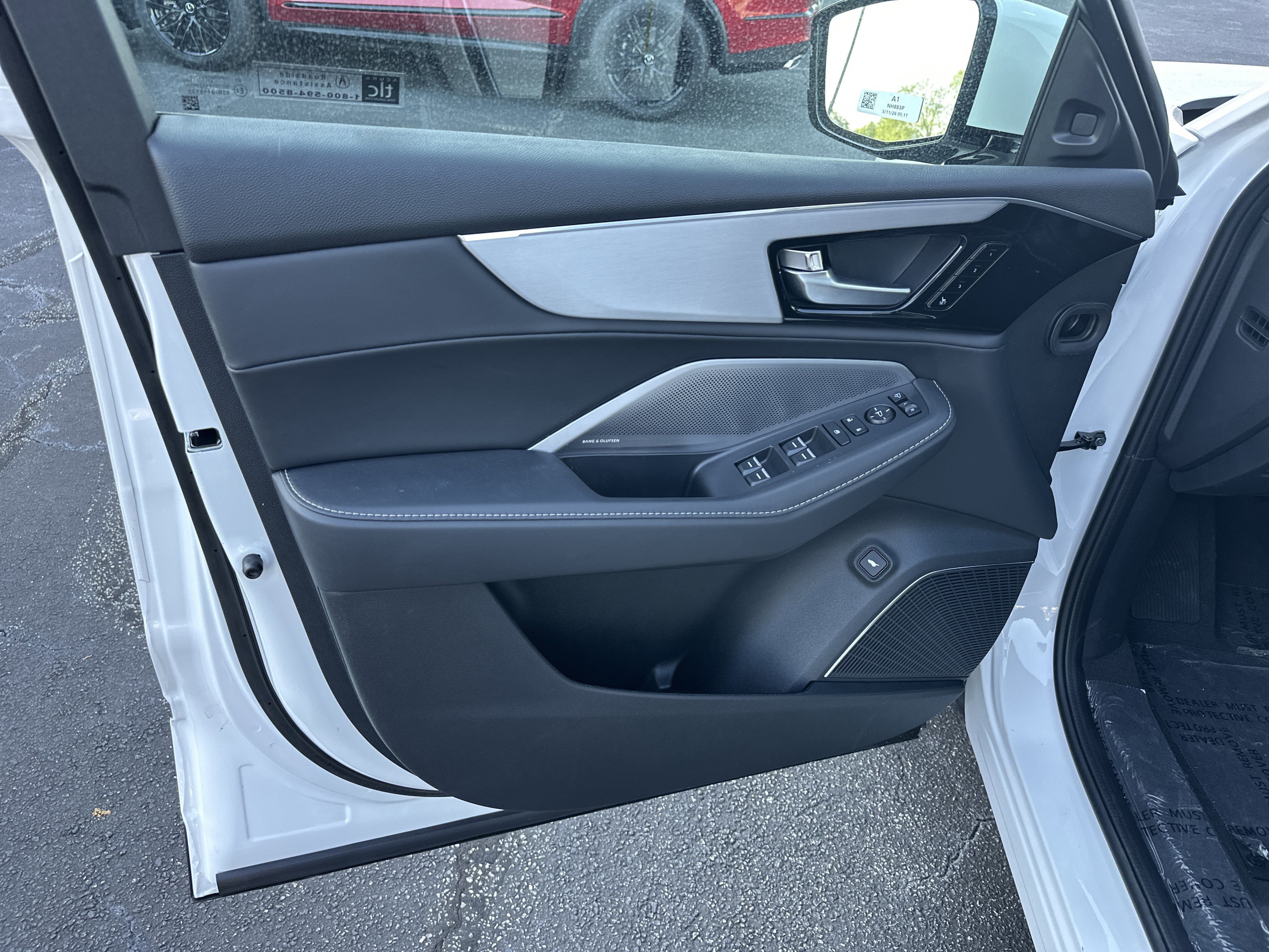 New 2026 Platinum White Pearl Acura w/Technology Package image 10