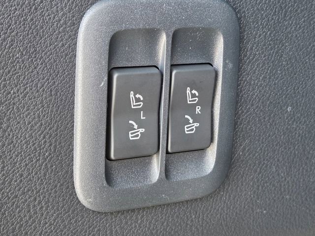 New 2026 Wind Chill Pearl Lexus LUXURY AWD image 34