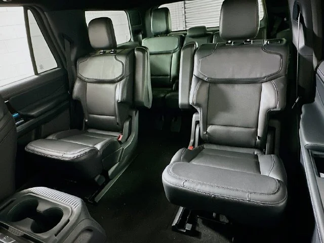 New 2026 Ford Expedition Platinum